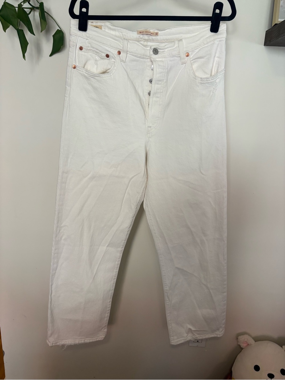 Levi's High-Rise White Button-Fly Straight-Leg Jeans